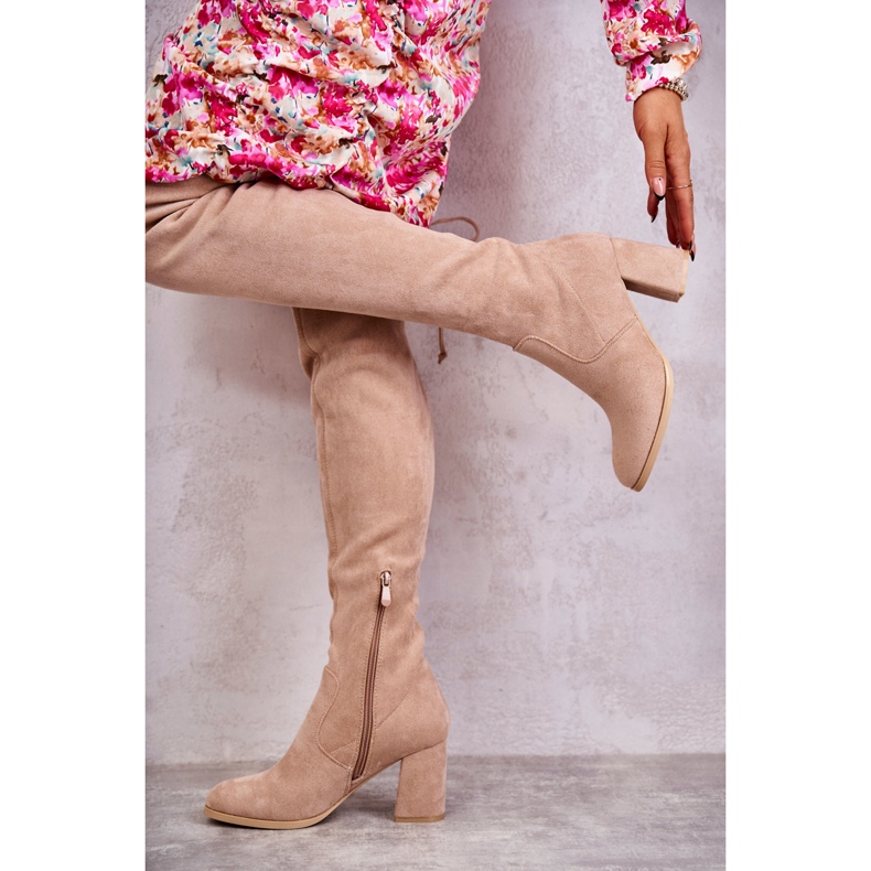 FE1 Botas altas clásicas de ante beige Clarissa marrón 2