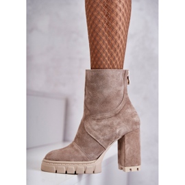 Botas Ante Tacón Alto Beige Elia 4