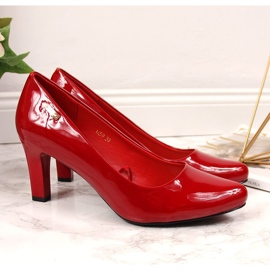 Zapatos de tacón lacados en el puesto rojo Sergio Leone 2