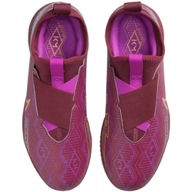Nike Zoom Mercurial Vapor 15 Club Km Ic Jr DV0738 694 zapatos de fútbol rojo rosas y morados 2