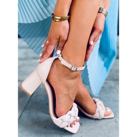 BM Sandalias tacón Denise Beige Ii Género 4