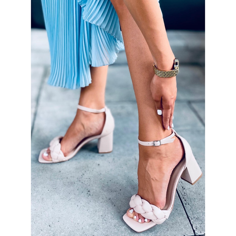 BM Sandalias tacón Denise Beige Ii Género 2