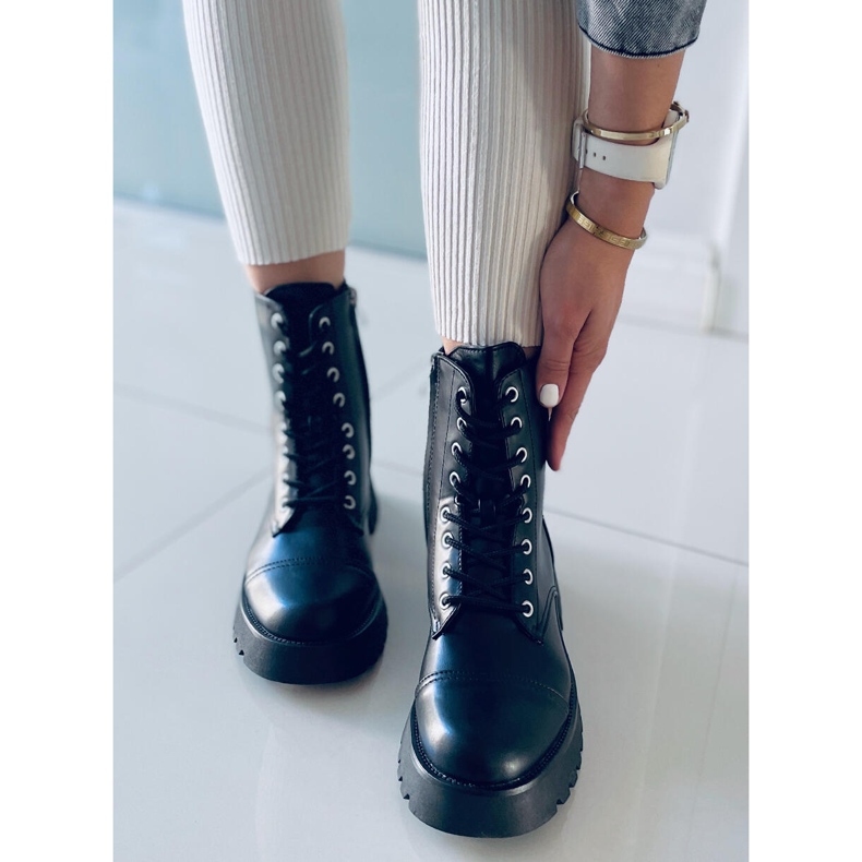 BM Botas negras de bajo negro 1