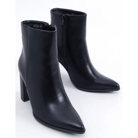 Botines clásicos Fergie negros de tacón 5