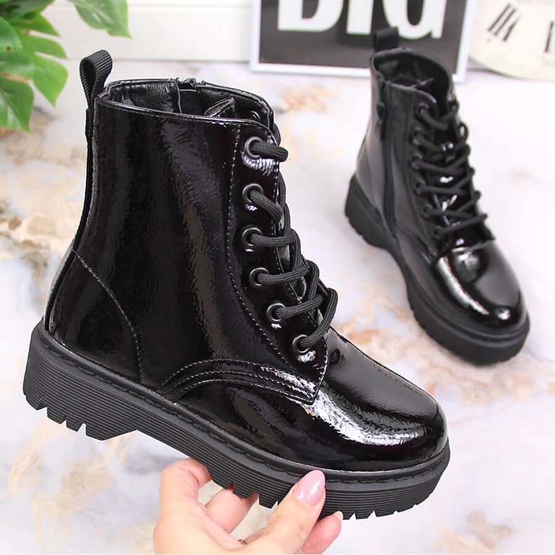 Black Vinceza botas aislantes lacadas en negro para niña 1