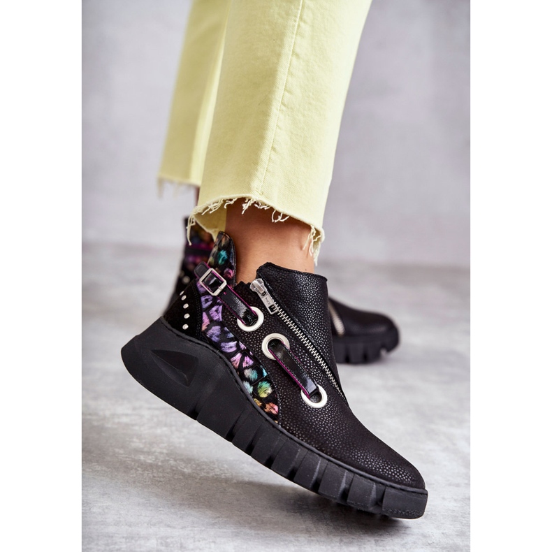 Botas de cuero Maciejka con motas 05660-20 Negro multicolor 1