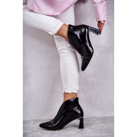 Botas de cuero en un poste Maciejka Negro 05262-01 4