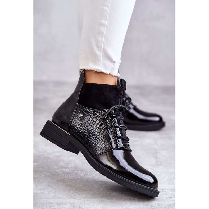 Vinceza Botas cálidas con cordones en negro lacado Cathrine 2