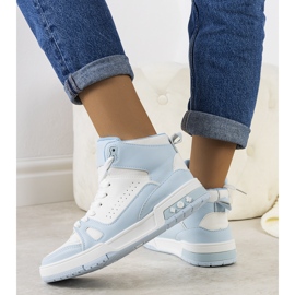 Zapatillas azules de Megatheo. 1