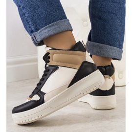 Zapatillas negras de Adite. negro 1