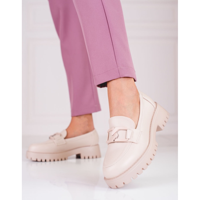 Mocasines beige de mujer en la plataforma Shelovet 1