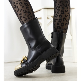 Botas negras con cadena Morro negro 1 Botas negras con cadena Morro negro 1