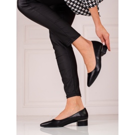 Goodin Bombas clásicas en tacones bajos negro 1