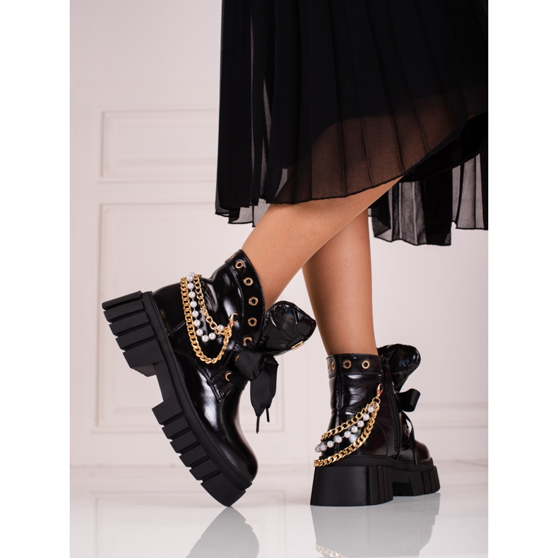 Botas de mujer lacadas con adornos Shelovet negro 2
