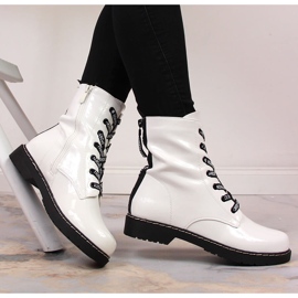 Botas de mujer barnizadas con aislamiento blanco Vinceza 5