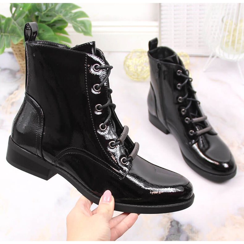 S.Barski Botas de mujer con tacón plano, lacadas y con aislamiento de S. Bararski negro 1