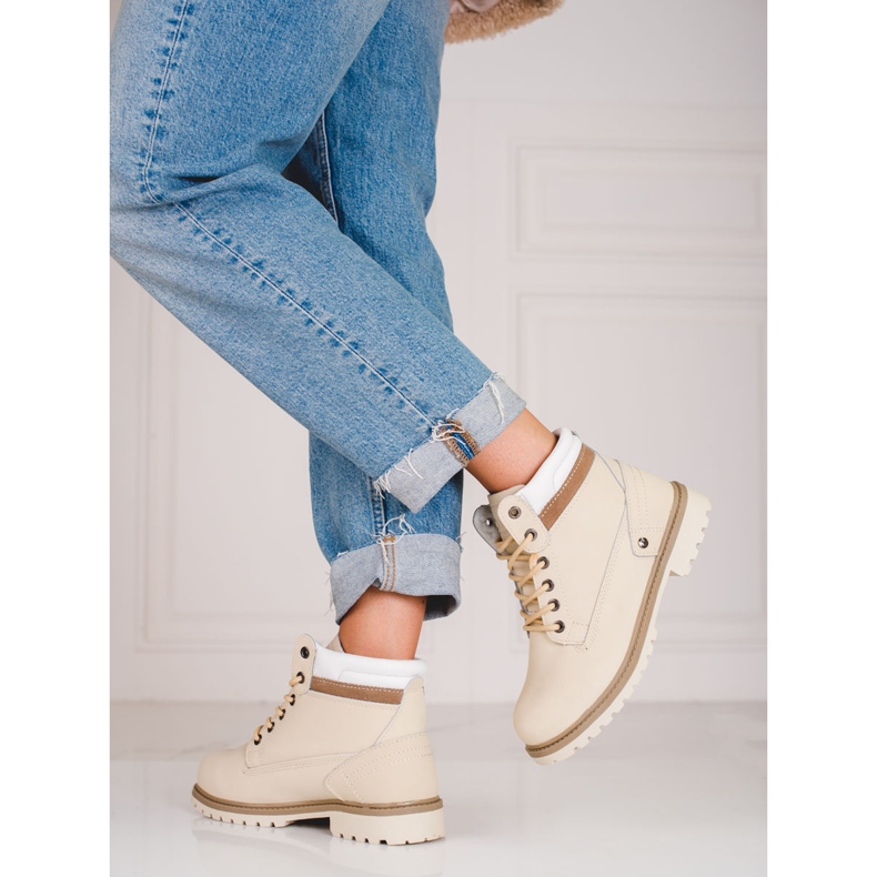 Botas de montaña DK de piel para mujer beige 1