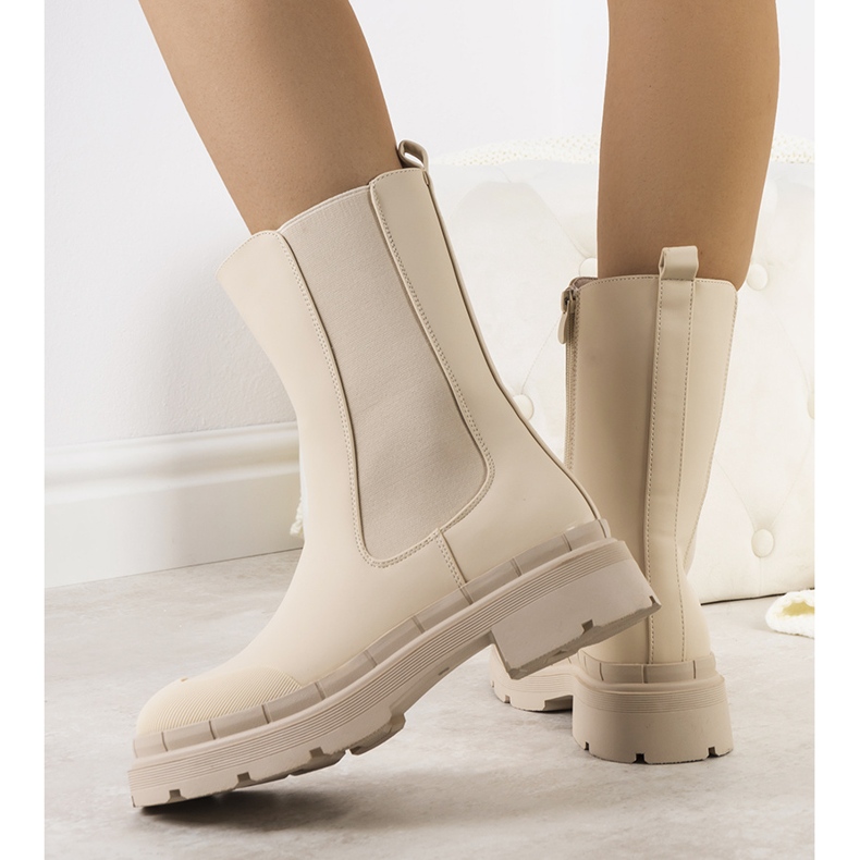 BM Botas Antede beige mate 1 BM Botas Antede beige mate 1