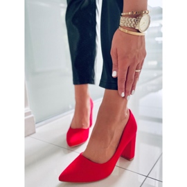 Bombas en el puesto de Ivonne Red rojo 1 Bombas en el puesto de Ivonne Red rojo 1