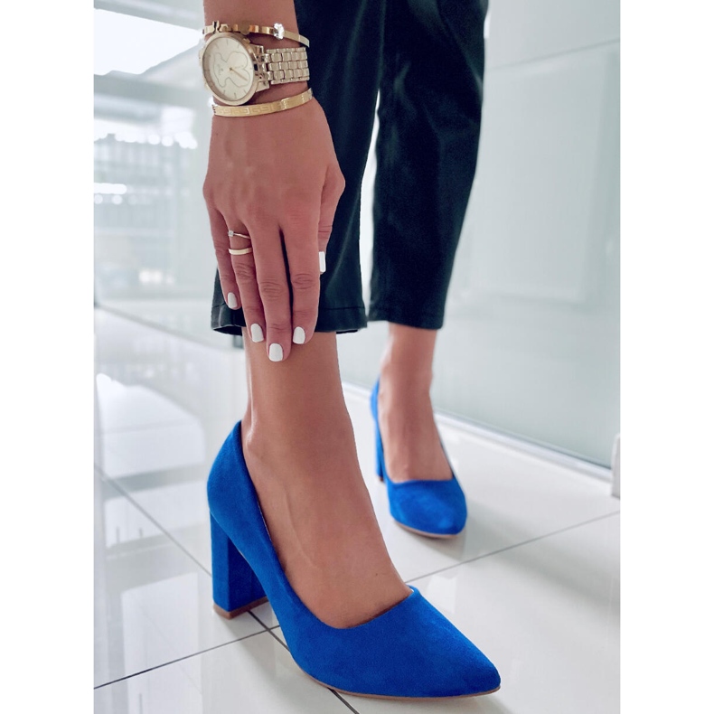 PA1 Bombas en el puesto de Ivonne Blue azul 2