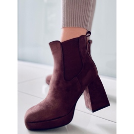 BM Botas tacón ancho Ciara Marrón 3