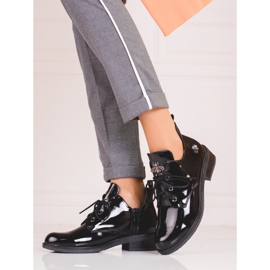 Botas de mujer de charol con corte Shelovet negro 1