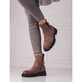 Botas Shelovet de mujer marrones fabricadas en ante ecológico marrón 1