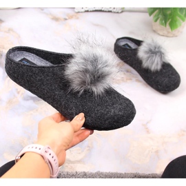 Cómodas zapatillas de estar por casa de mujer grises con pompón Panto Fino 6
