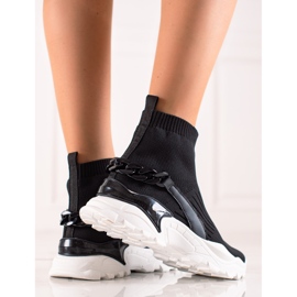 TRENDI Zapatillas de deporte de moda con un calcetín negro 3