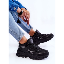Zapatos deportivos de mujer en un fondo masivo Big Star KK274387 Negro 5
