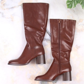 Botas marrones de mujer en el poste de marrón cálido Sergio Leone 5