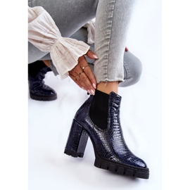 Botines de charol con estampado de serpiente y tacón alto, azul marino 7