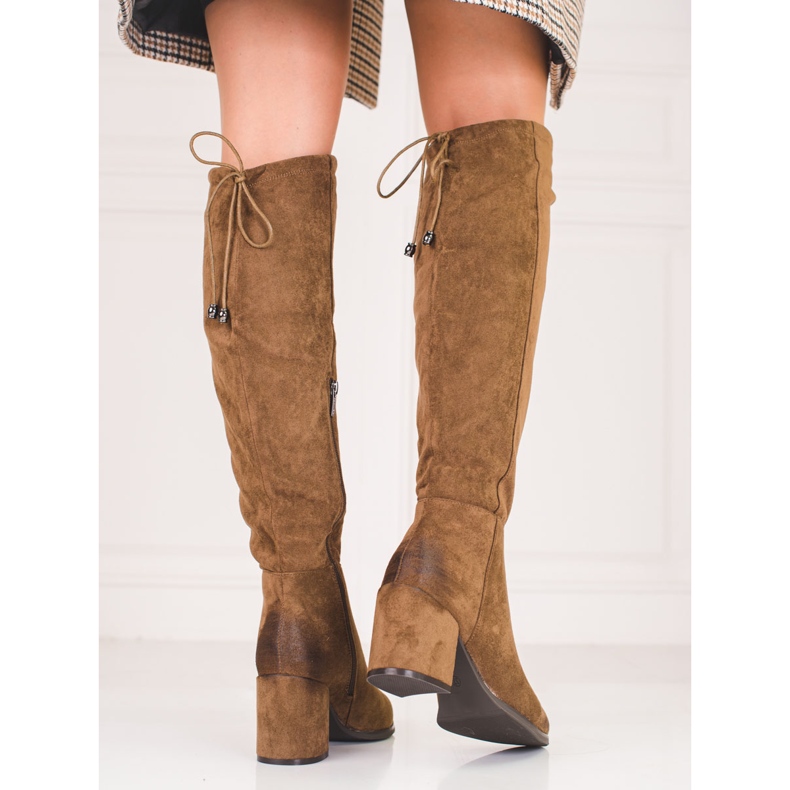 Elegantes botas Shelovet de mujer fabricadas en ante ecológico marrón 1