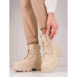 Botas de montaña para mujer en la plataforma Shelovet beige. 2