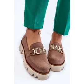Zapatos de ante marrón con adorno de Laura Messi 4