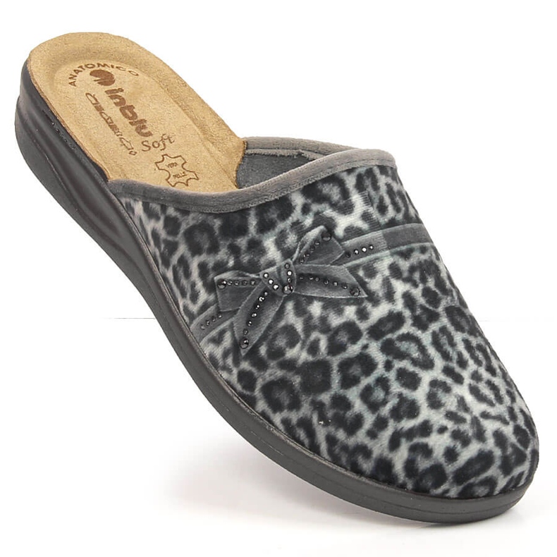 Cómodas zapatillas de estar por casa mujer Inblu estampado leopardo gris 1