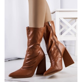 BM Botas marrones de tacón alto de Denisa marrón 2
