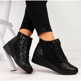 Botas de piel con tacón de cuña Helios W H537 negro 6