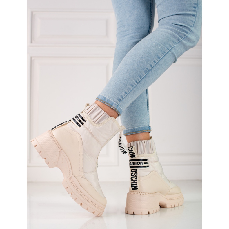 Botas de nieve beige para mujer en la plataforma Shelovet 2