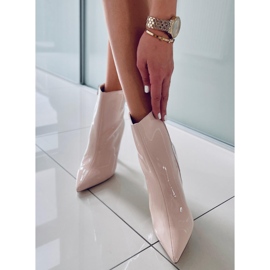 BM Botines lacados sobre tacón Sylvia Beige 4