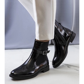 Botas Isonti de charol negro 1