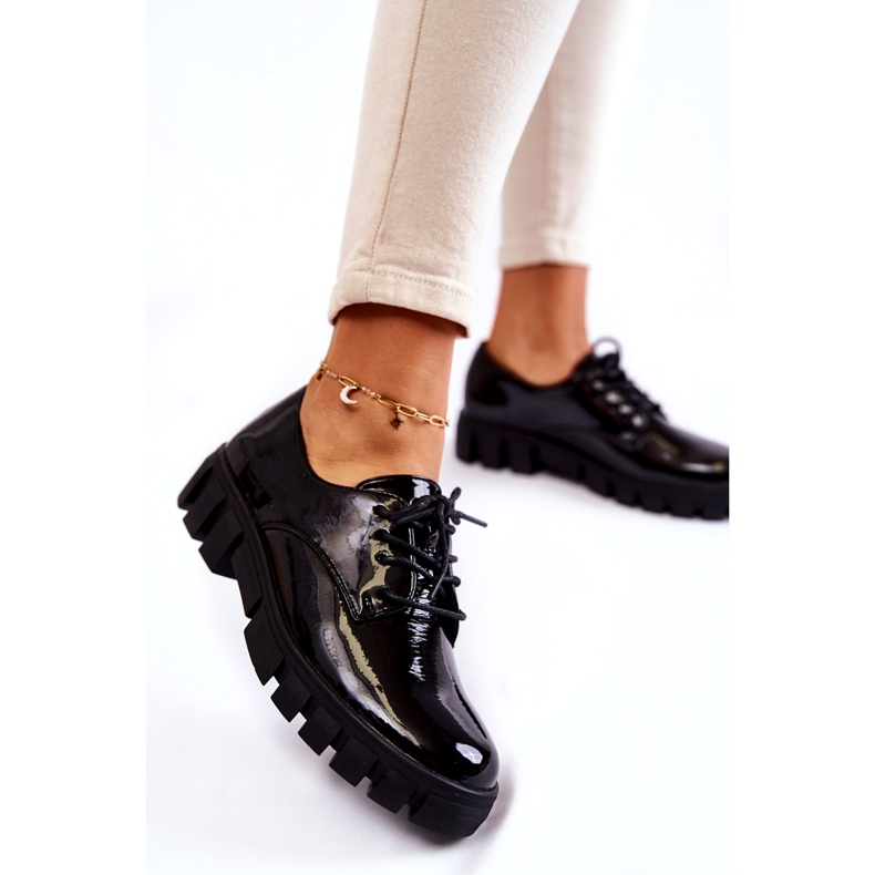 Vinceza Zapatos lacados de moda atados Black Gwendy negro 4