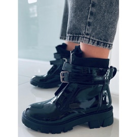 BM Botas planas lacadas Fray Negro 4