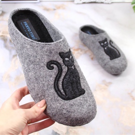 Zapatillas de estar por casa de mujer con gato gris Panto Fino KK267047 1