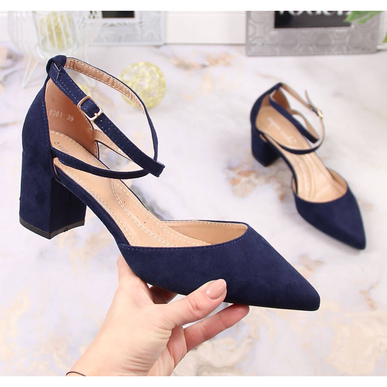 T.Sokolski Zapatos de salón para mujer de ante con tacón en punta, azul marino 1