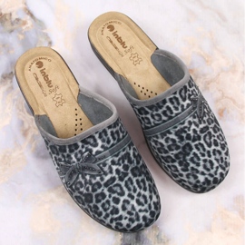 Cómodas zapatillas de estar por casa mujer Inblu estampado leopardo gris 5