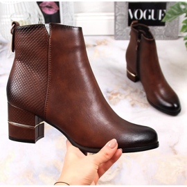 Botas Jodhpur de mujer sobre poste aislado marrón M. Daszyński 1 Botas Jodhpur de mujer sobre poste aislado marrón M. Daszyński 1