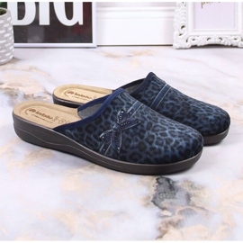 Cómodas zapatillas de casa de mujer Inblu azul marino con estampado de leopardo 3
