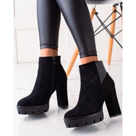Janessa Botas de gamuza con estilo en la plataforma. negro 1