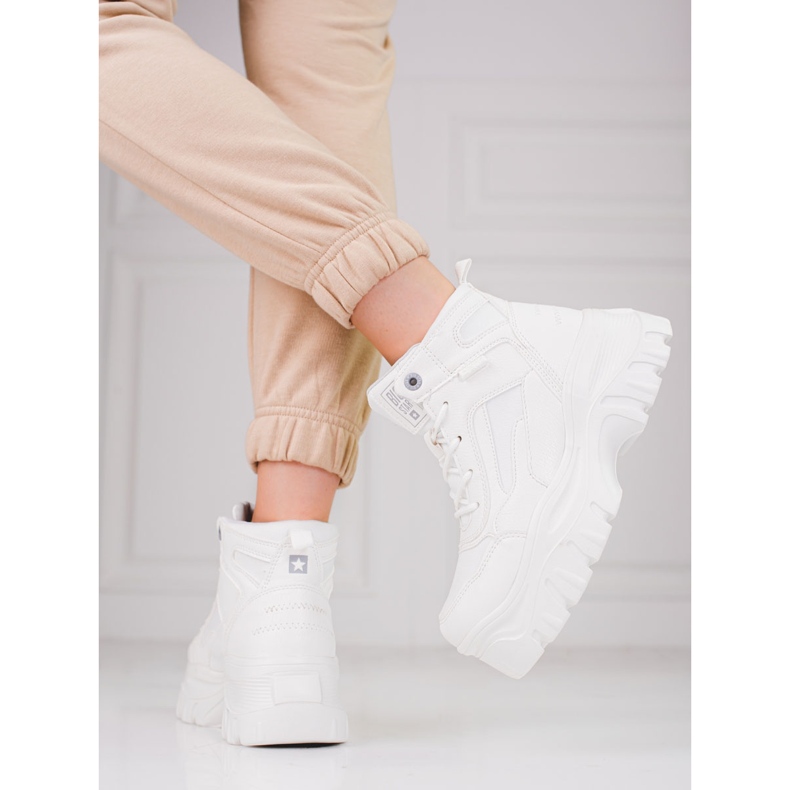 Cazadoras de mujeres en la plataforma Big Star KK274369 blanco 2